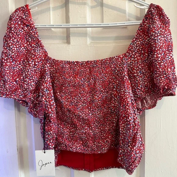 Tops - Picture 8 of 15